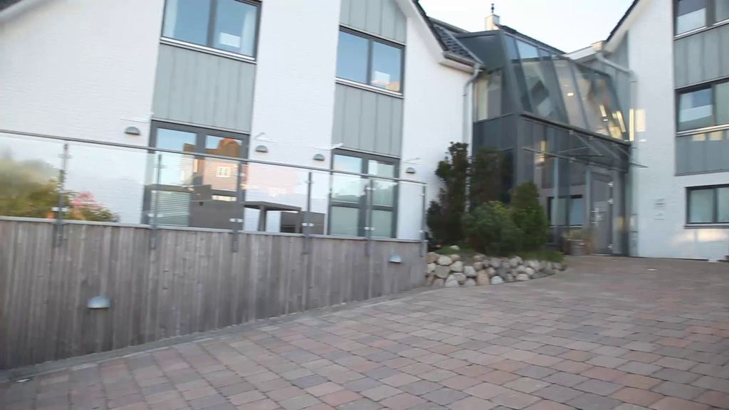 "Entdecken Sie die Grundstücksverwaltungsgesellschaft Hotel am Leuchtturm mbH in Hörnum!"